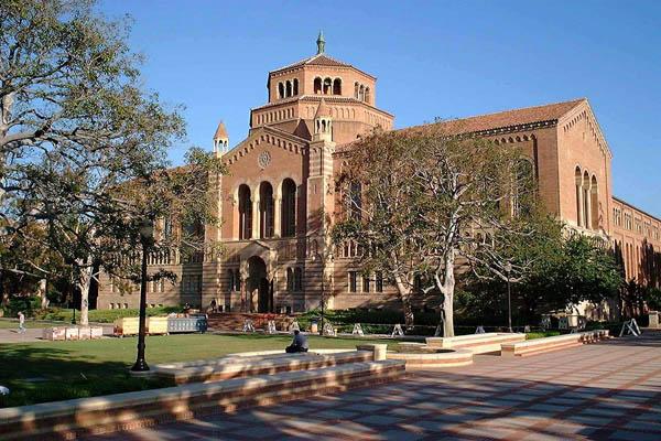 加州大学洛杉矶分校医学中心